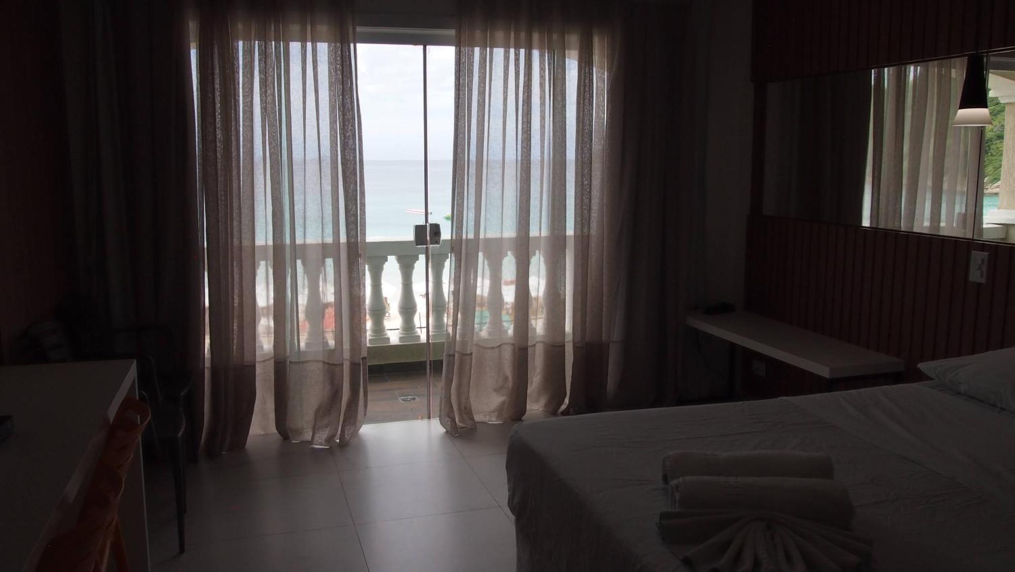 Ocean View Hotel 아라이알도카보 외부 사진
